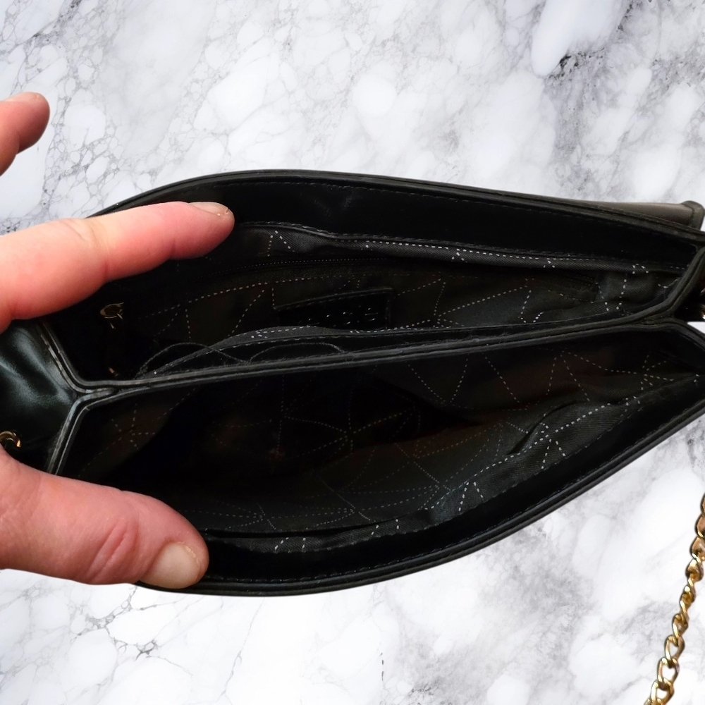 Kensie Black Leather Clutch Crossbody Gold Chain Evening Bag Minimalist Chic - Picture 14 of 16